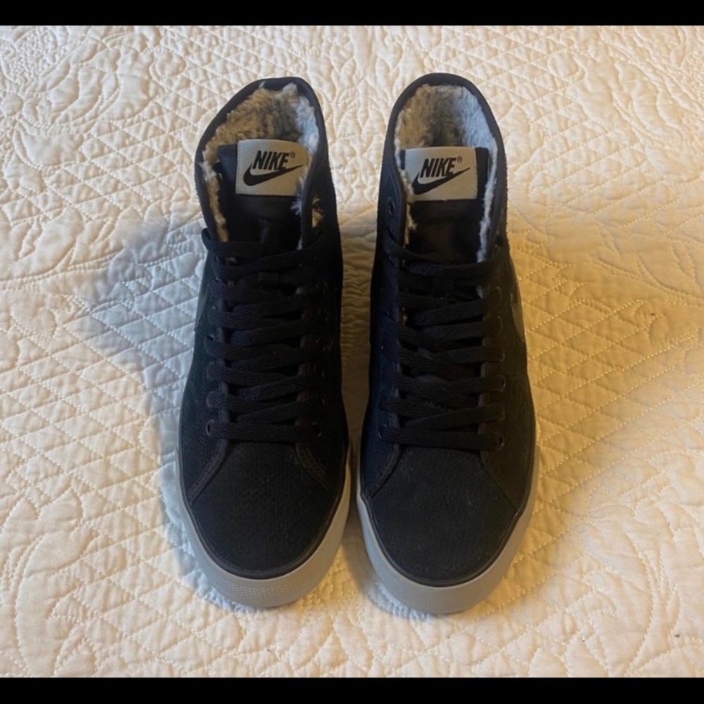 Nike Primo Court size 7